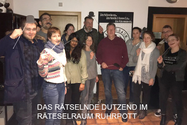 Wagener Mitarbeiter beim Rätselraum-Event