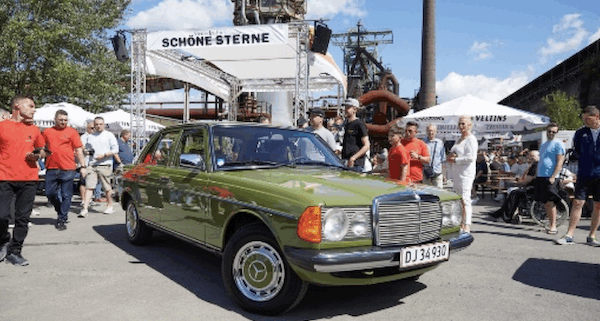 Schöne Sterne - Ausstellung von Oldtimern in Hattingen